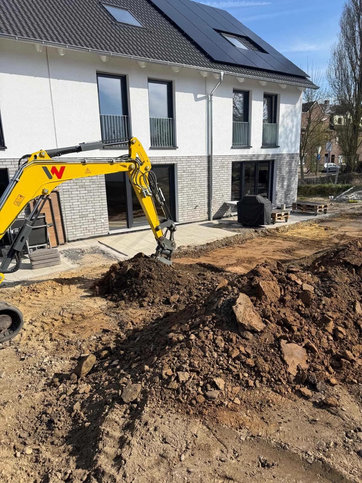 Baggerarbeiten Neubau Alsdorf – Garten- und Landschaftsbau Brüder Berisha