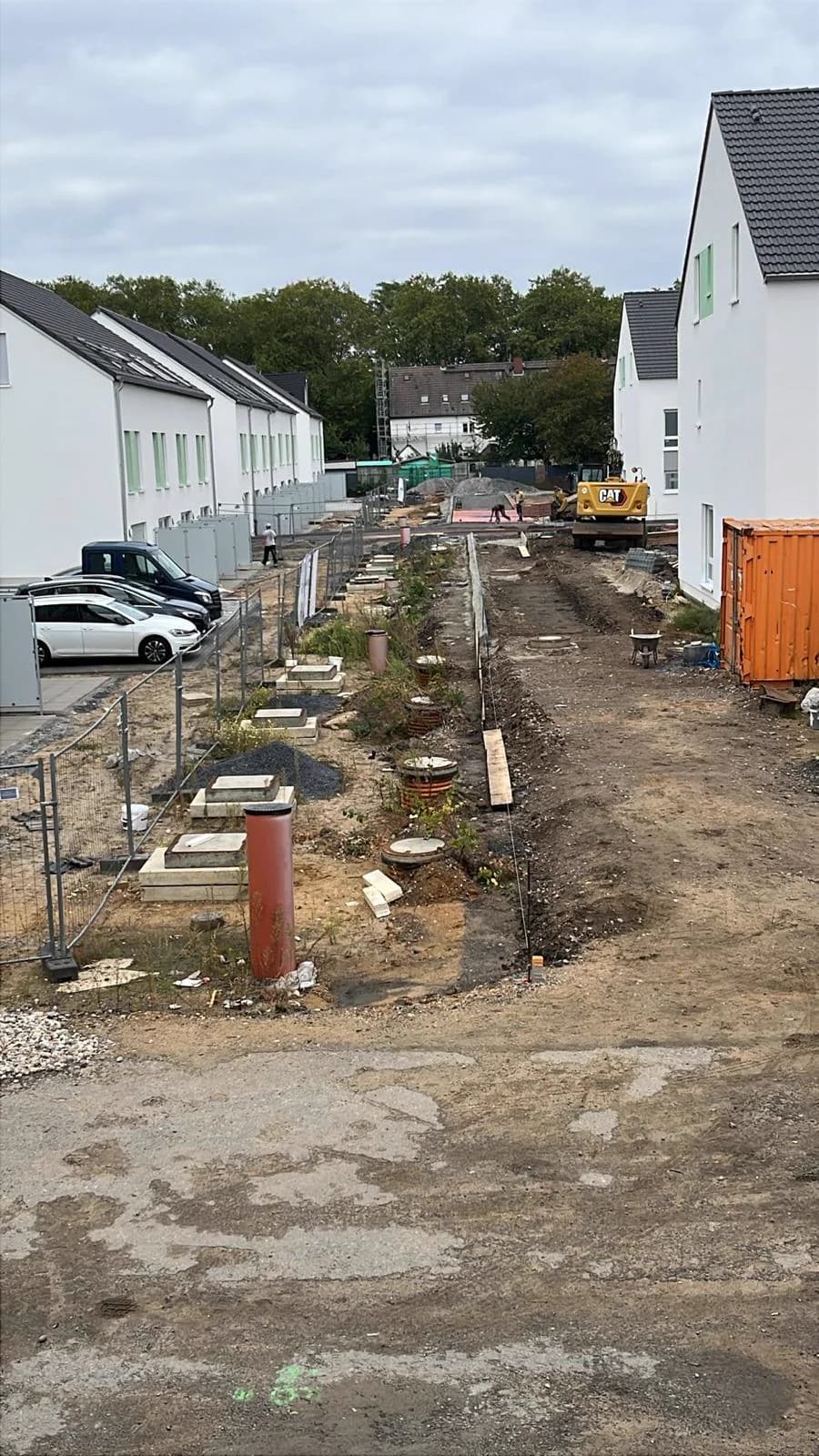 Erdarbeiten Baubeginn Reihenhaussiedlung Duisburg – Garten- und Landschaftsbau Brüder Berisha
