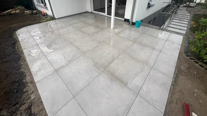 Neue Terrassenplatten – Brüder Berisha