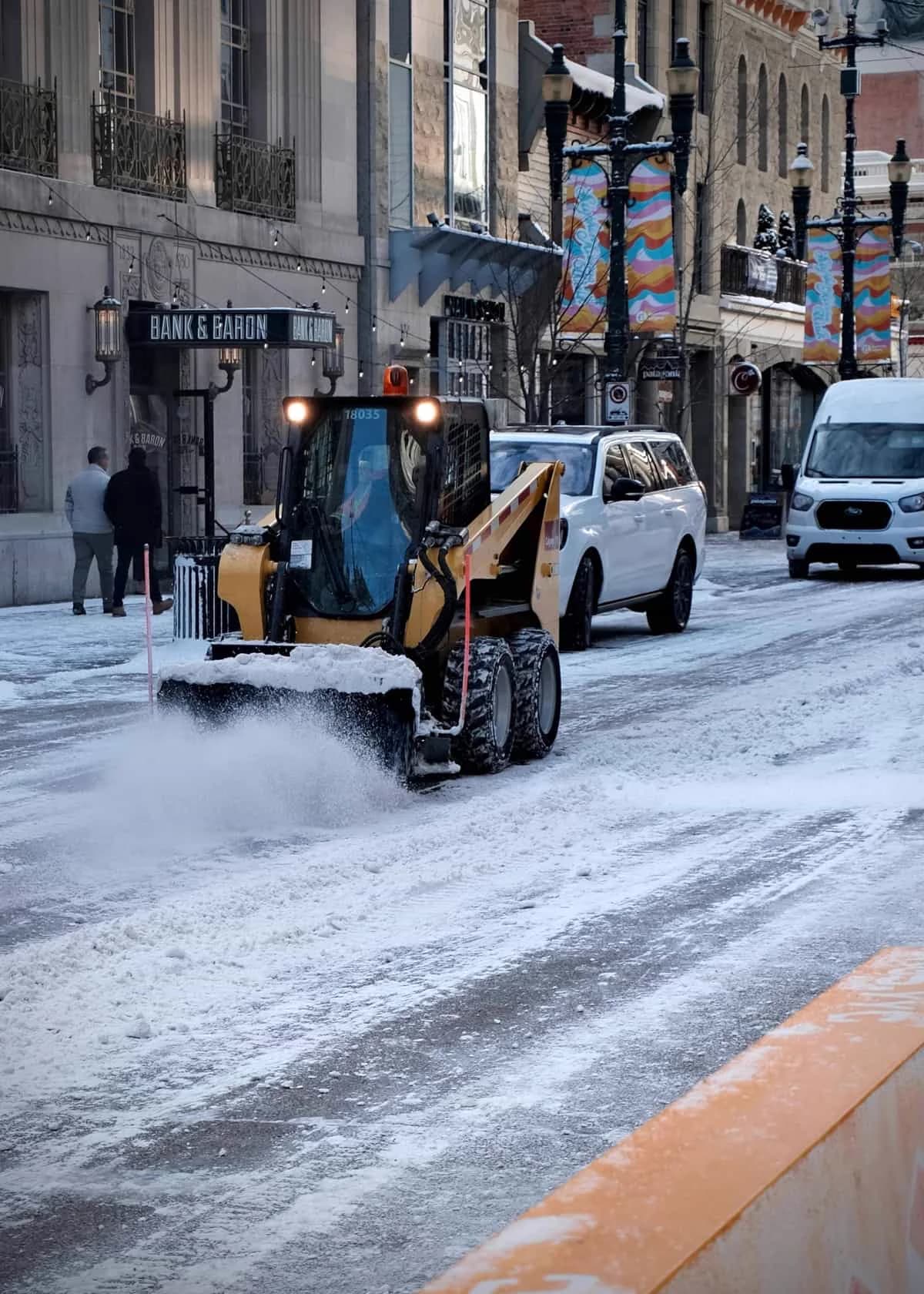 Winterdienst Räumen Streuen Bonn Köln Sankt Augustin NRW – Brüder Berisha GaLaBau Außenanlagen